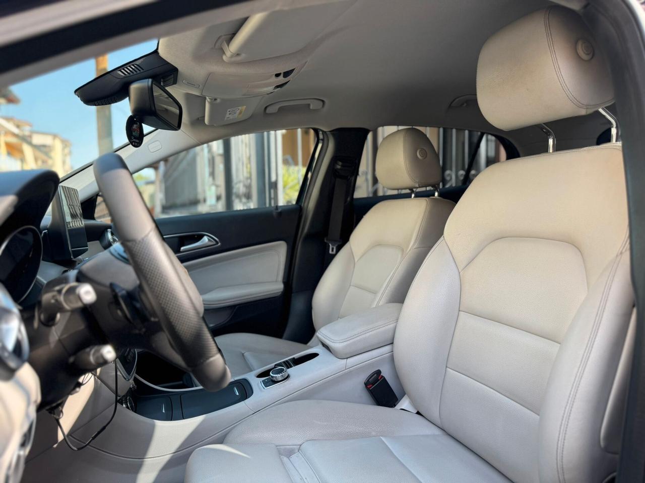 Mercedes-benz GLA 200 d Automatic Sport