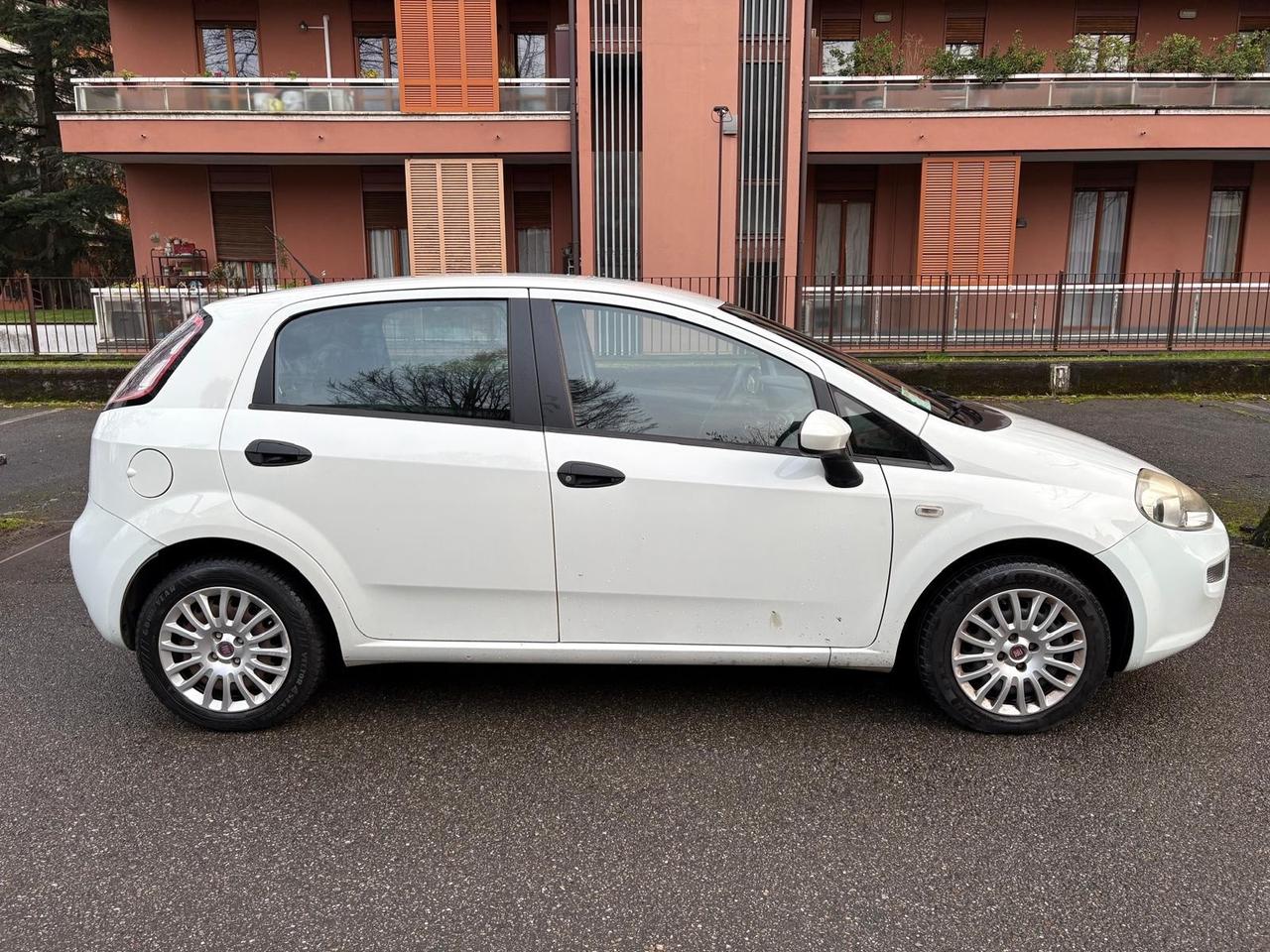 Fiat Punto Evo 1.2 5 porte S&S Blue&Me