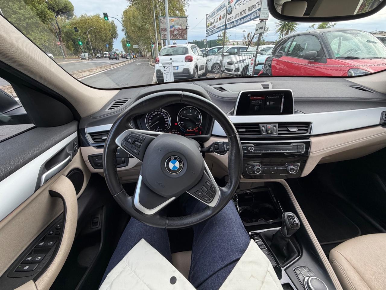 Bmw X2 sDrive18d Business Tetto Cambio Manuale Pelle Pack luci