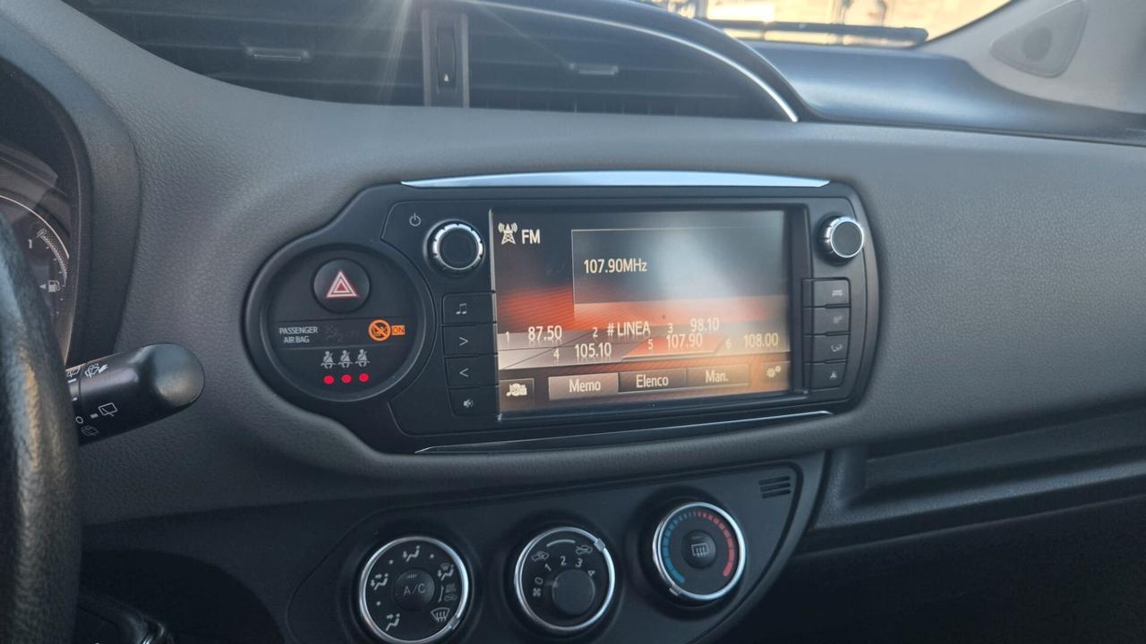 Toyota Yaris 1.0 5 porte Business