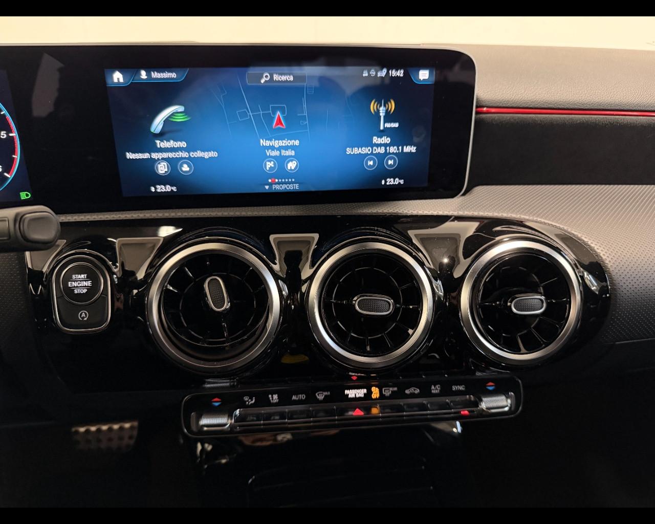 Mercedes-Benz A 180 D PREMIUM AUTO