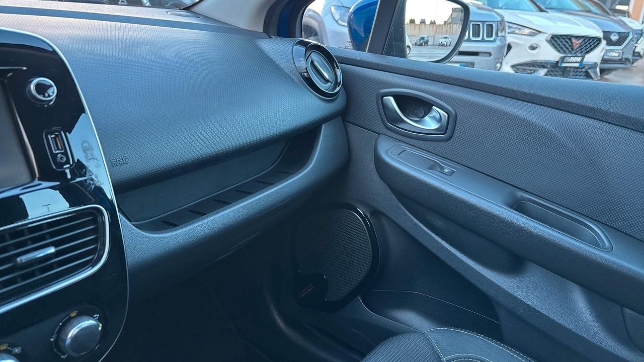 Renault Clio dCi 8V 75 CV 5 porte Moschino Zen