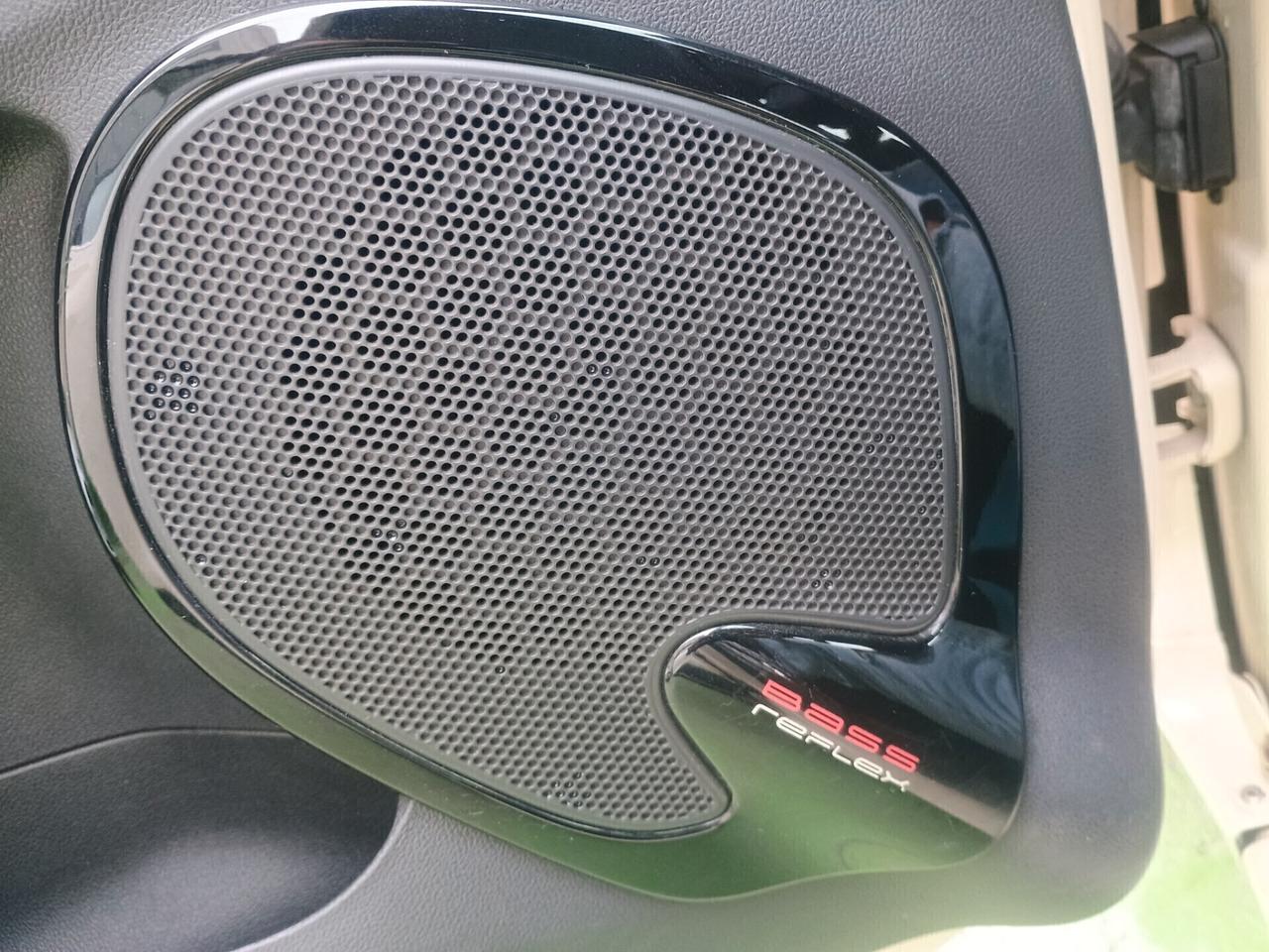 RENAULT CLIO AUTOCARRO EURO6B