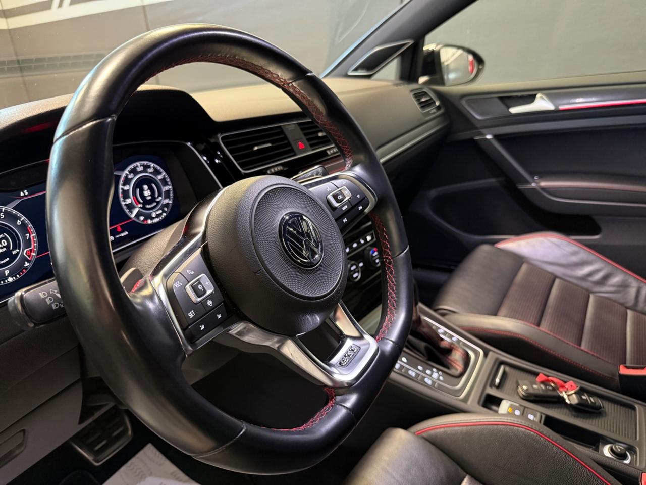 Volkswagen Golf GTI Performance FULL PELLE DYNAUDIO
