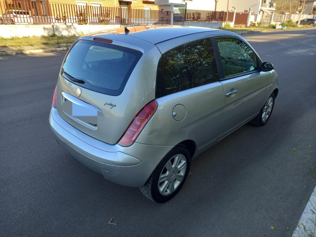 LANCIA YPSILON 1.3 MJT