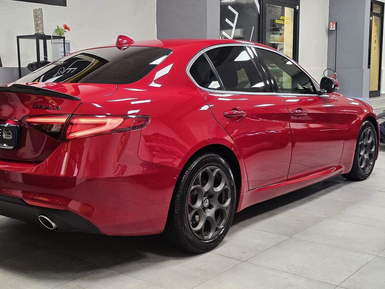 Alfa Romeo Giulia 2.2 T BUSINESS 190CV ROSSO ALFA_FATTURE_CARBONIO
