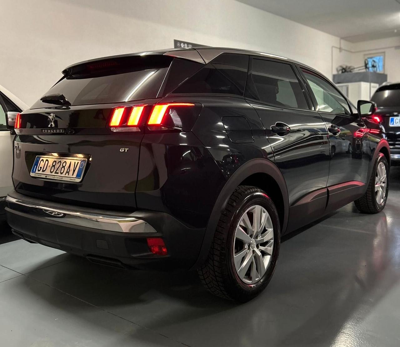 Peugeot 3008 BlueHDi 130 S&S EAT8 Active