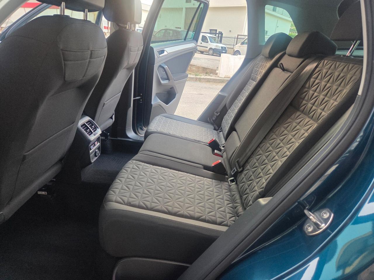 VW TIGUAN 2.0 TDI 150 CV NAVIG LED SOLI KM80000 CERTIF