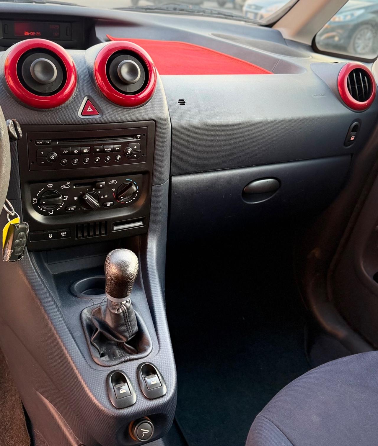 Peugeot 1007 1.4 Benzina 73 Cv