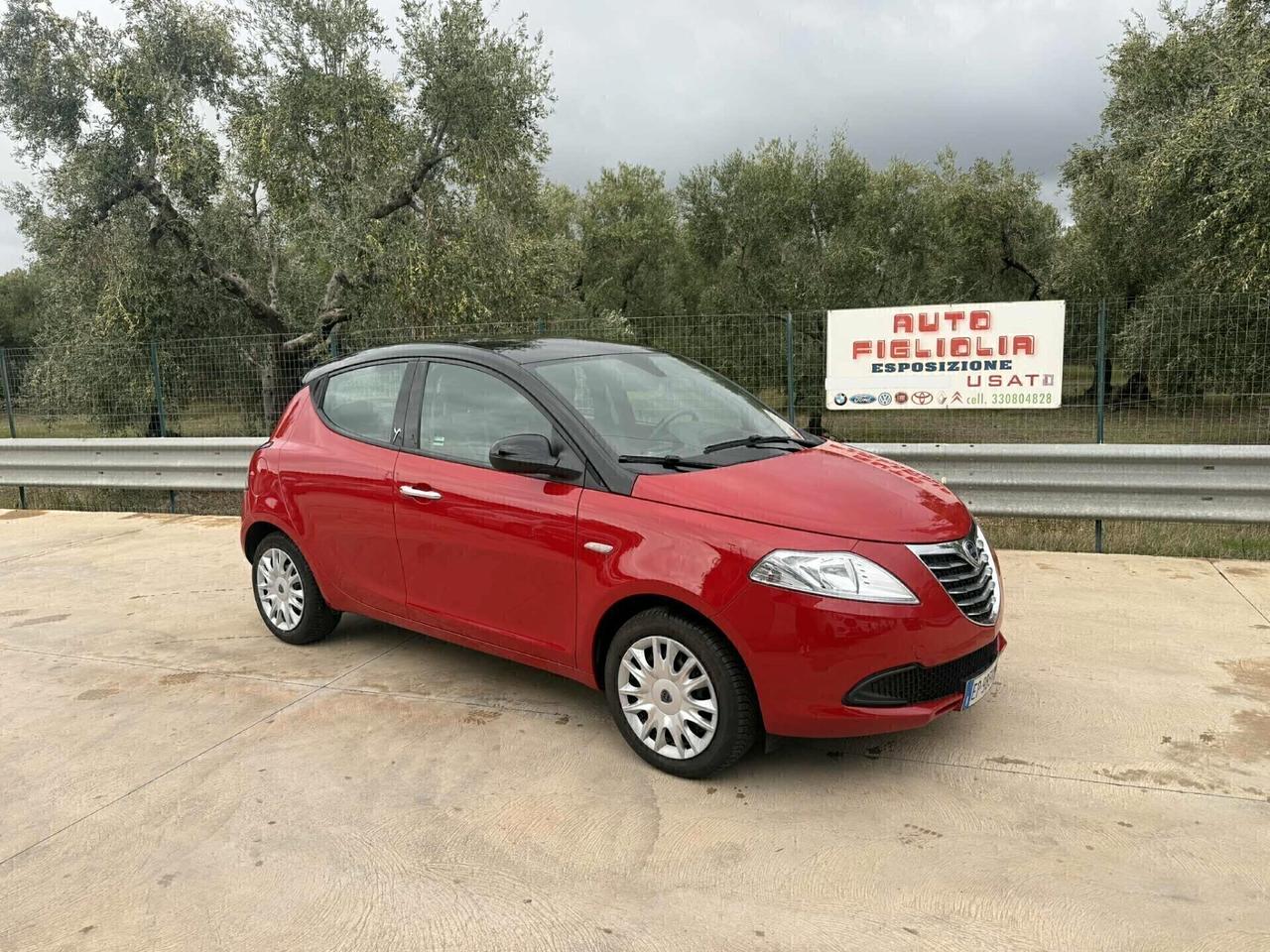 Lancia Ypsilon 1.2 69 96.000km **NEOP OK** 2013
