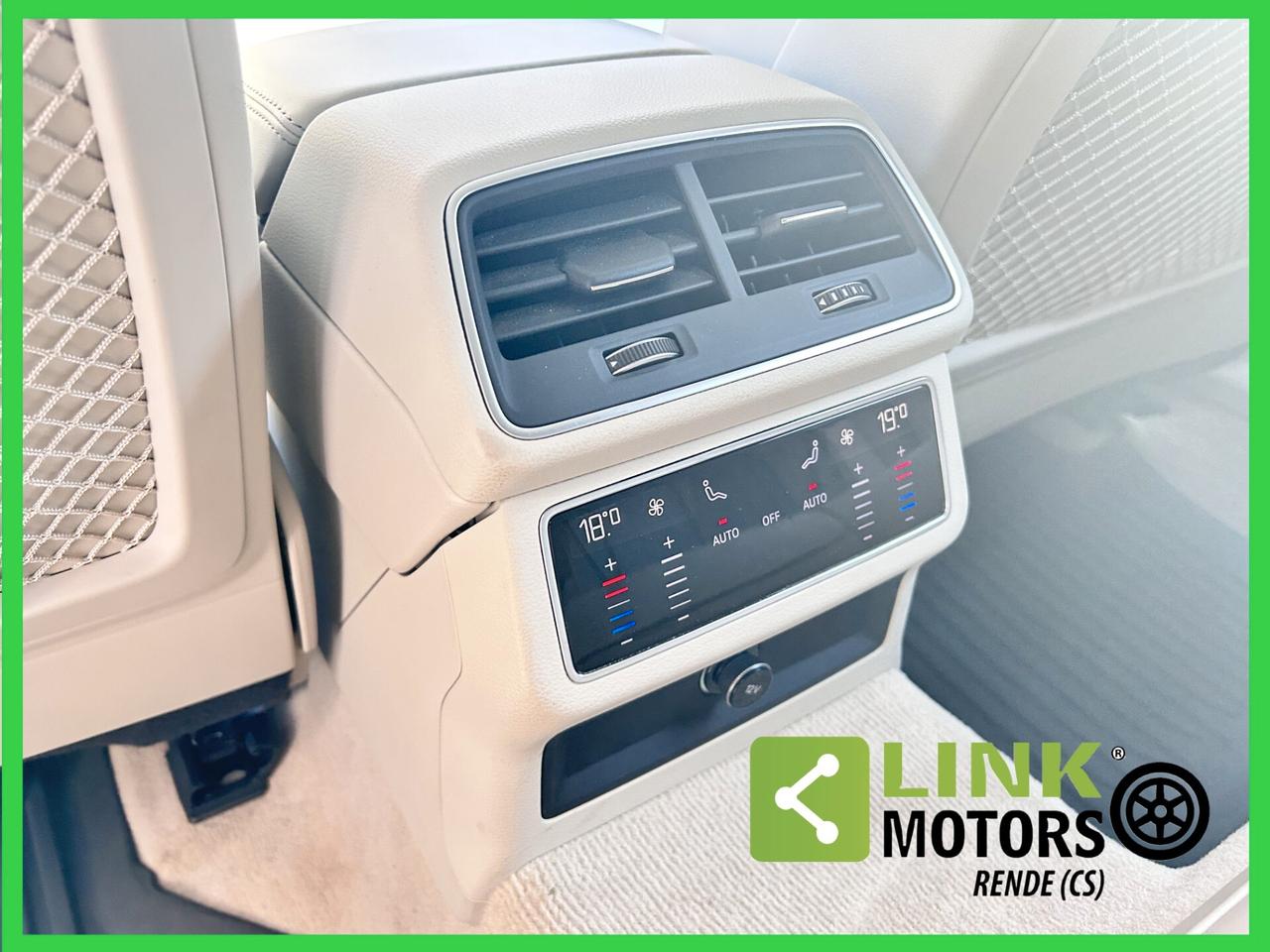 Audi A6 40TDI quattro ultra S tronic mhde 12/2023