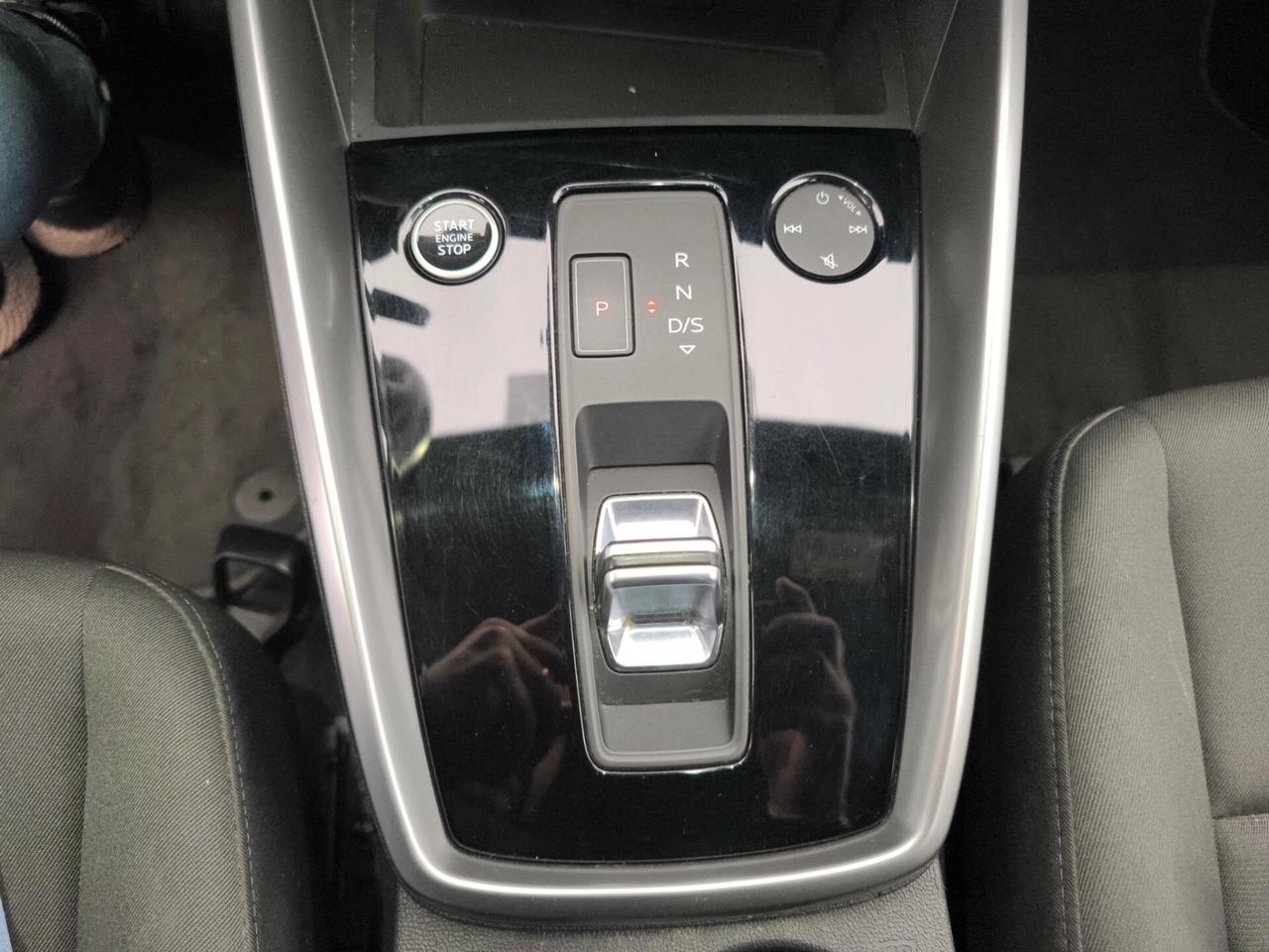 Audi A3 Sportback 35 1.5 tfsi mhev Business s-tronic