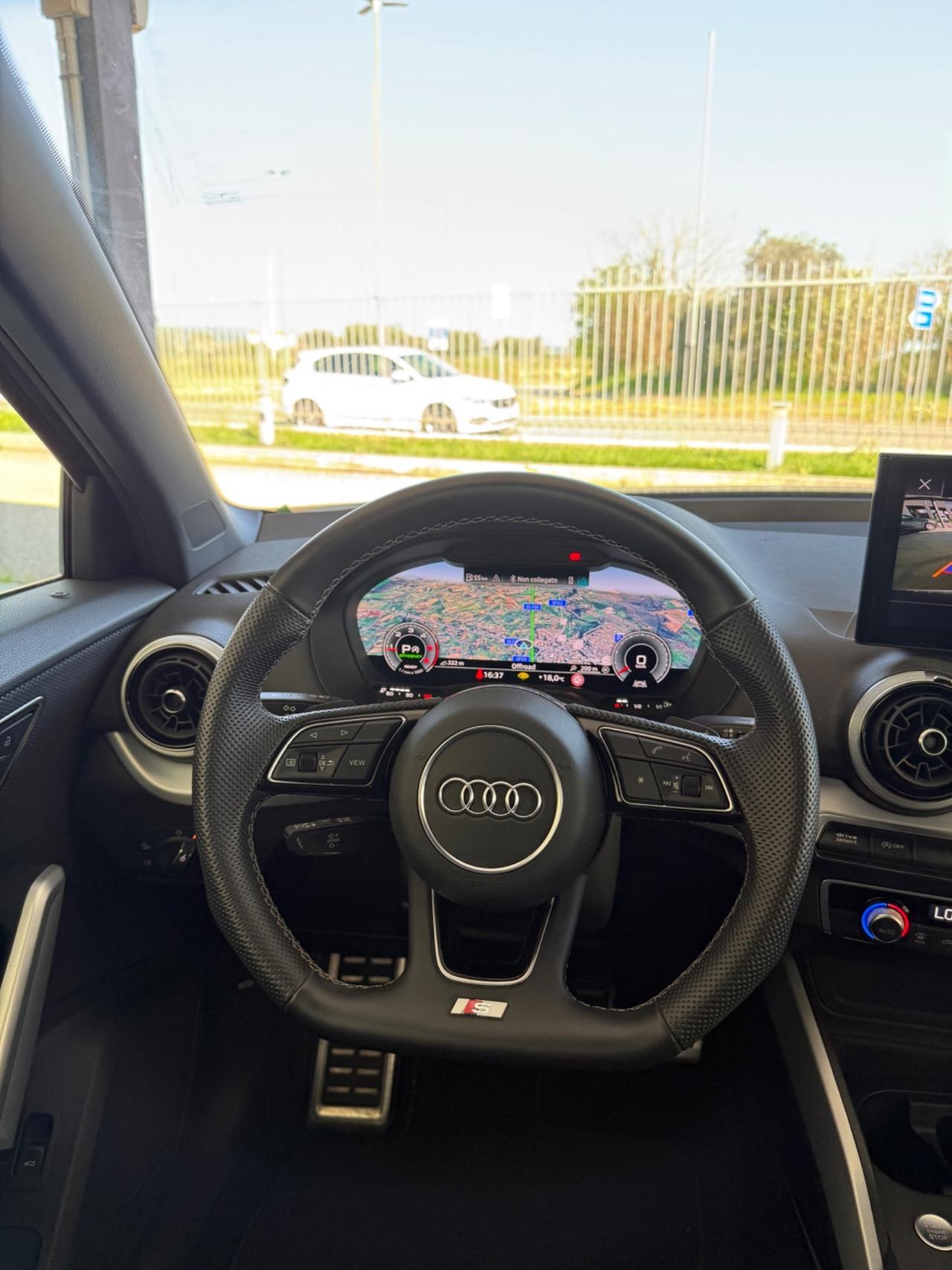 Audi Q2 35 TDI S tronic line Edition
