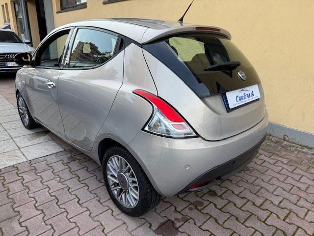 LANCIA Ypsilon 0.9 TwinAir 85 CV 5 porte S&S Platinum