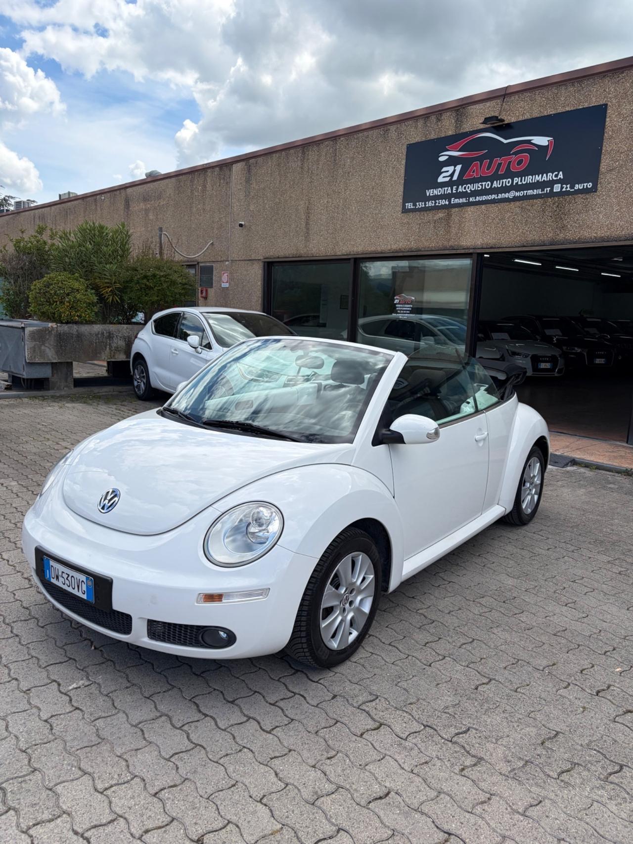 Volkswagen New Beetle 1.4 16V Cabrio