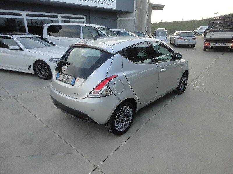 Lancia Ypsilon Ypsilon 1.2 69 CV 5 porte Gold