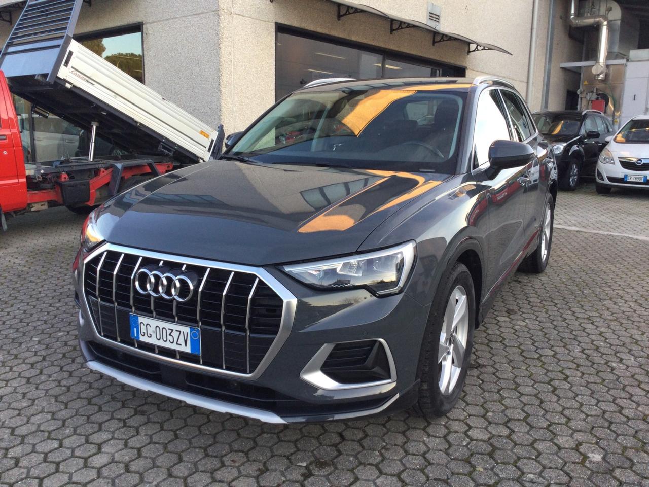 Audi Q3 35 TDI S tronic Business Advanced