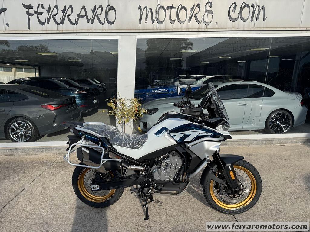 CFMOTO 800MT EXPLORE km0 a soli 109 euro