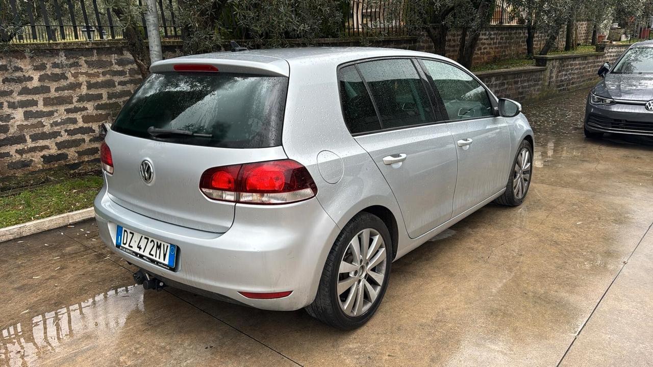 Volkswagen Golf 1.6 TDI DPF DSG 5p. Highline