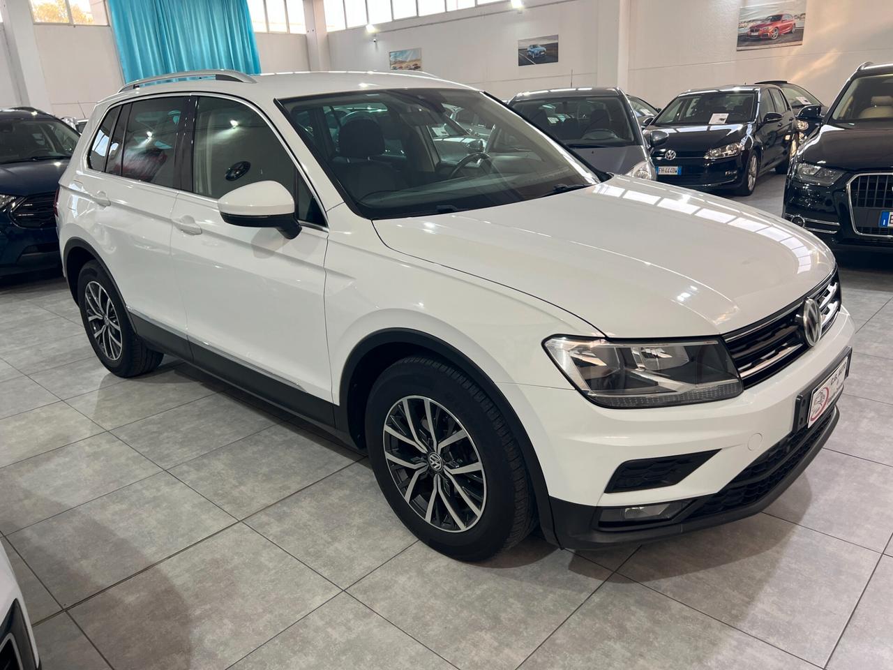 Volkswagen Tiguan 1.6 116 CV - Business Technology - 2017