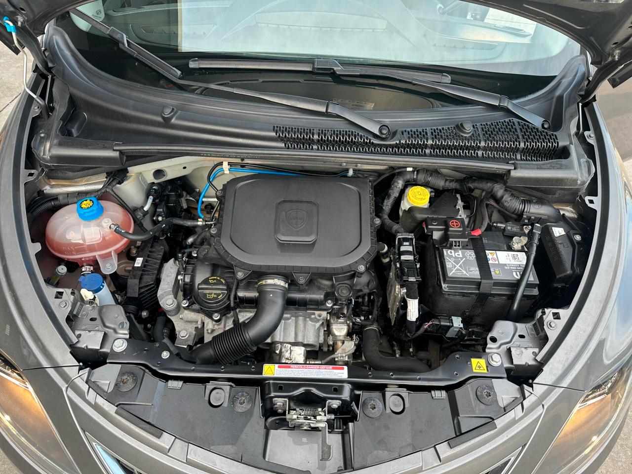 Lancia Ypsilon 1.0 FireFly 5 porte S&S Hybrid Silver PREZZO PROMO