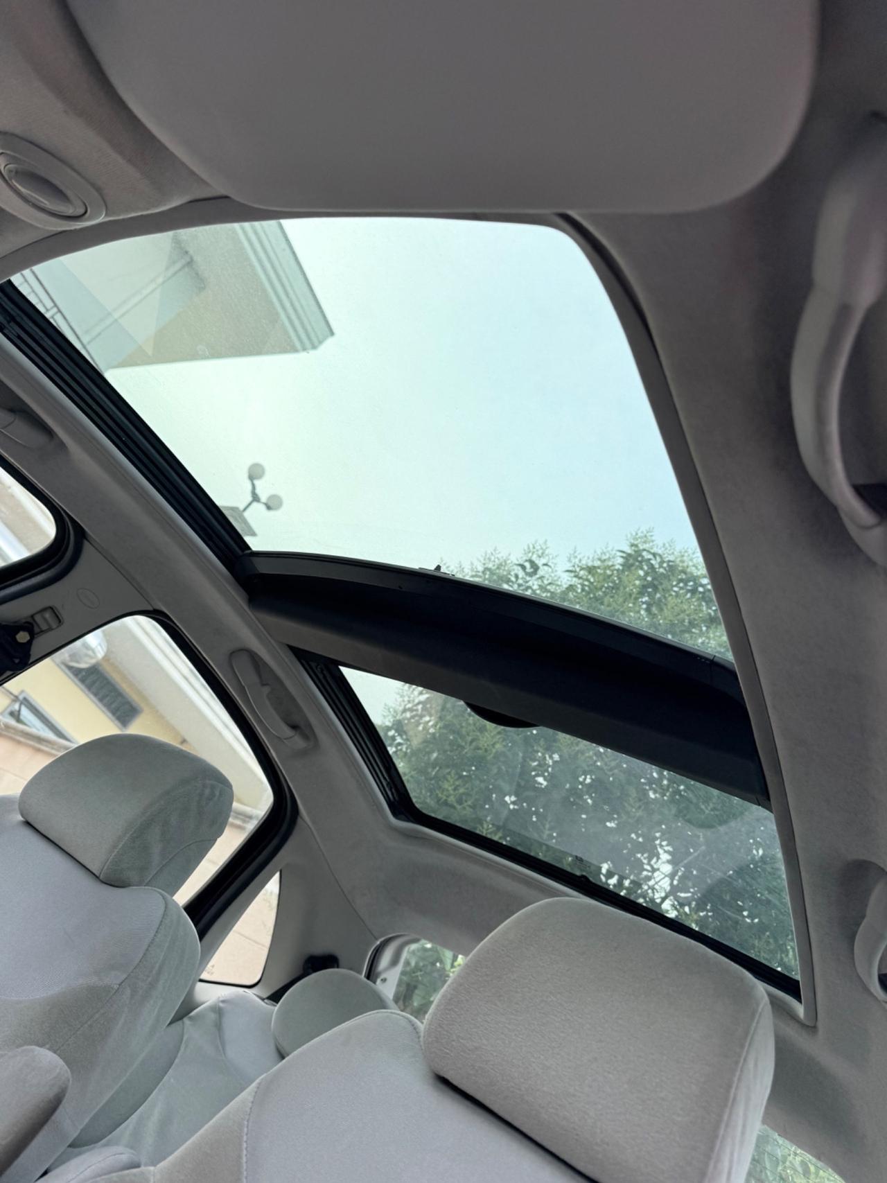 Citroen C3 1.6 HDi 90CV Elegance