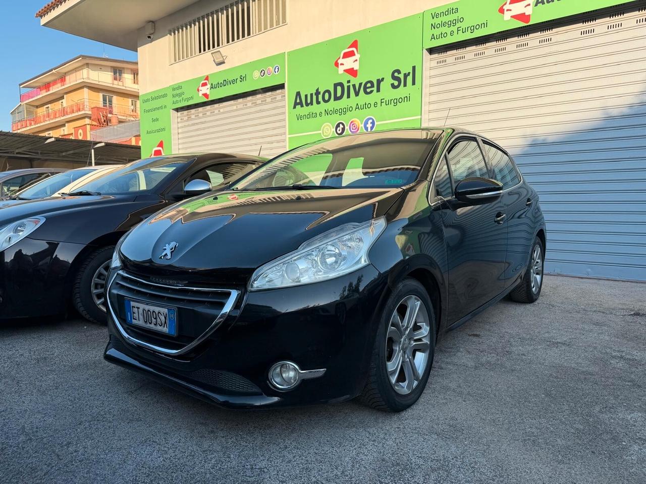 Peugeot 208 1.4 HDi 68 CV 5 porte Allure