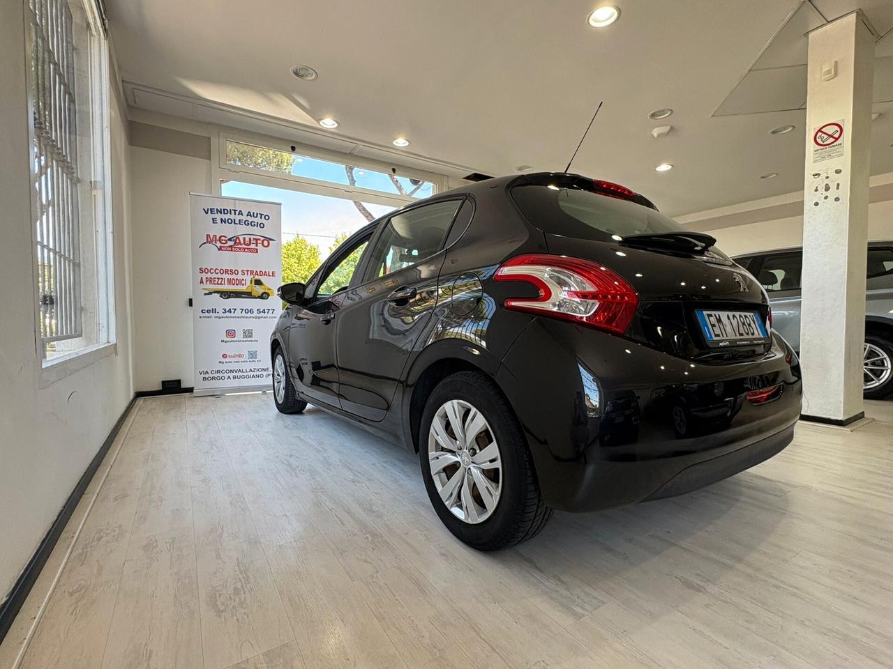 Peugeot 208 12 MESI DI GARANZIA COMPLETA!!!!