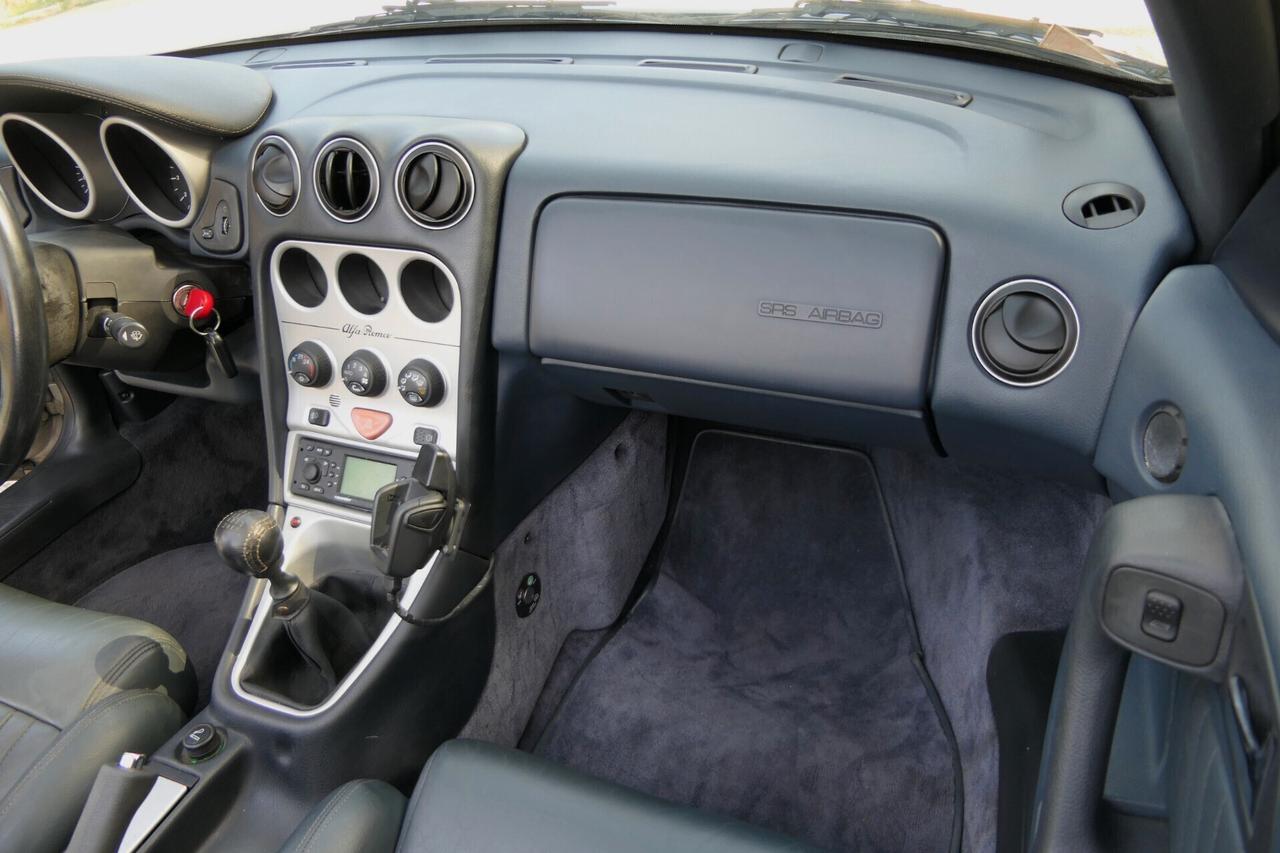 Alfa Romeo Spider 3.0i V6 24V cat L