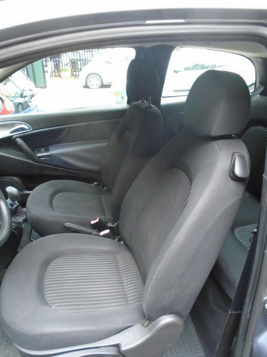 Ypsilon' 09 Argento 61000 KM OK NEOP. UNIPRO