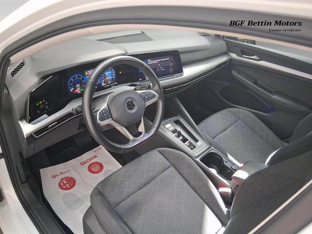 Volkswagen Golf 2.0 tdi scr Life 115cv dsg