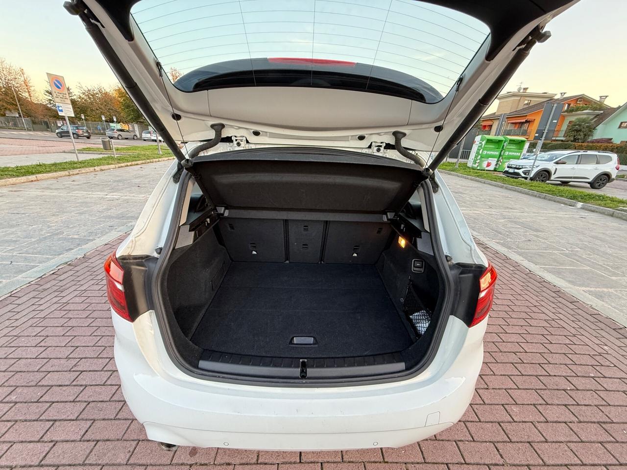 Bmw 216 216d Active Tourer Luxury