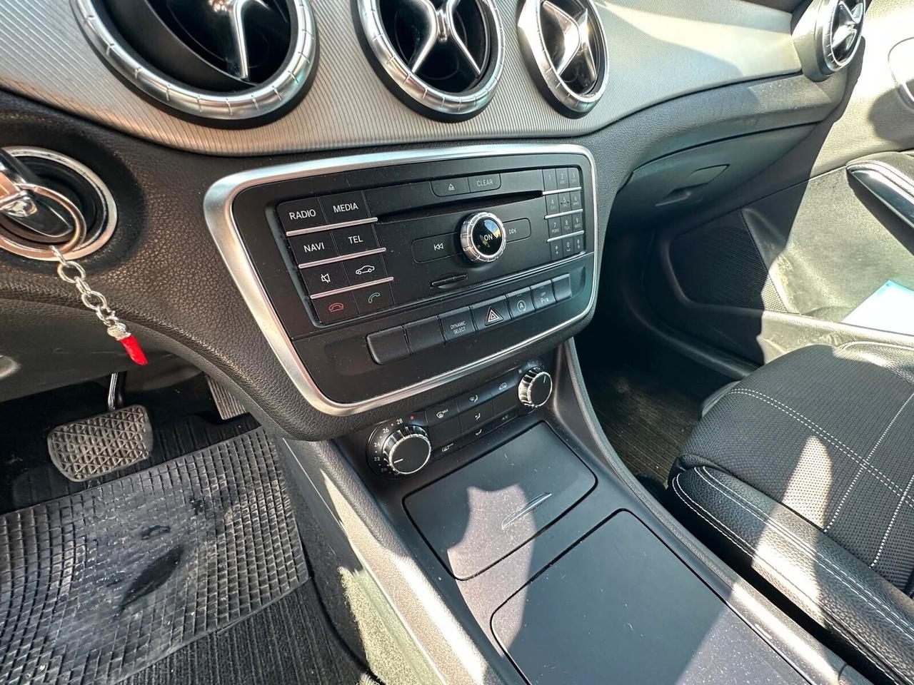 Mercedes-benz CLA 200 d S.W. Automatic Sport