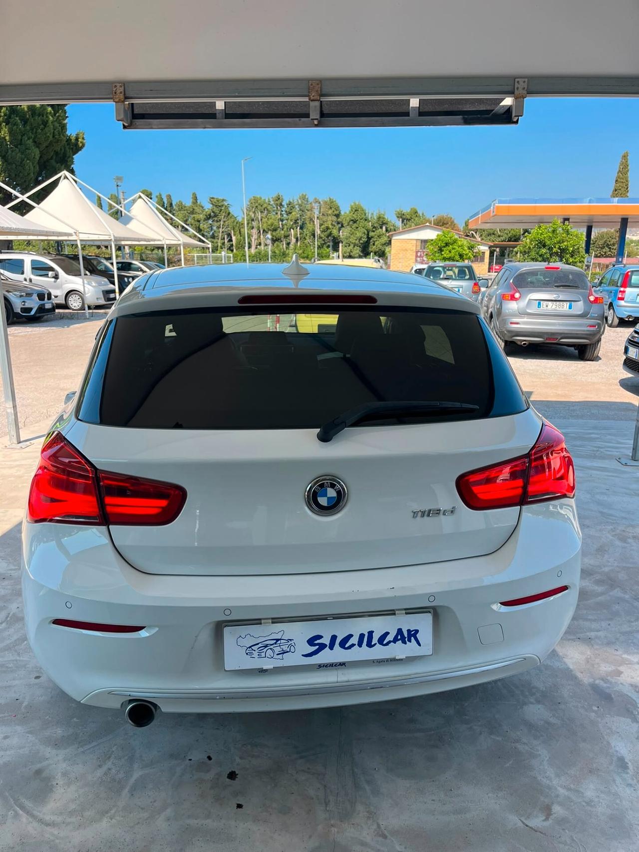 Bmw 118 118d 5p. Urban