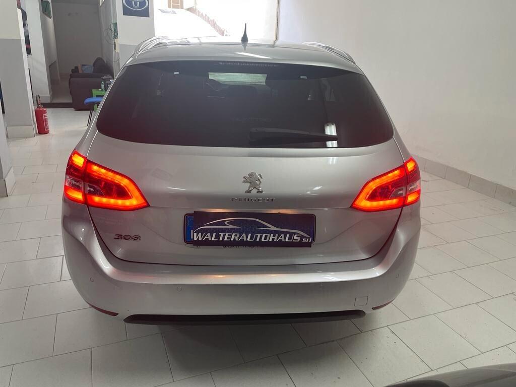 Peugeot 308 BlueHDi 120 SW Allure NAVI*LED*XENON UNICOPR