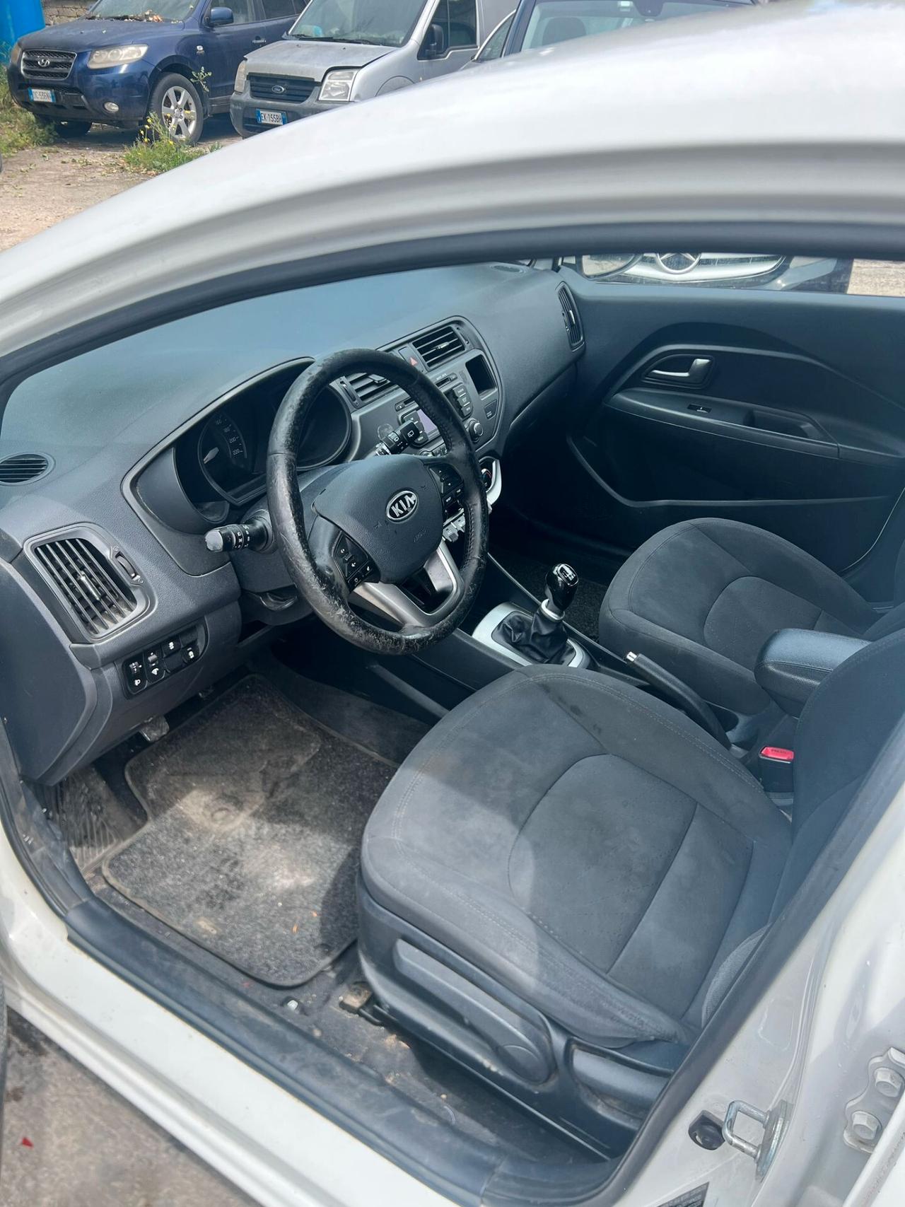 Kia Rio 1.1 CRDi WGT 5p. EX