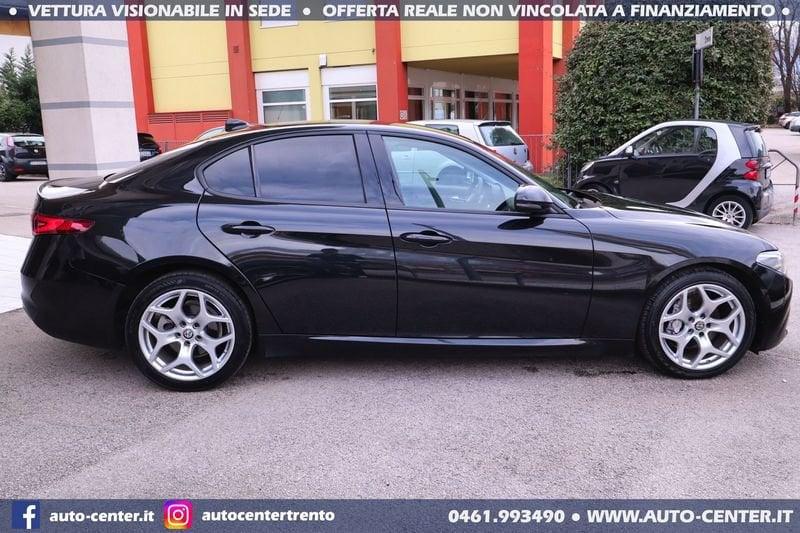 Alfa Romeo Giulia 2.0 Turbo 200CV AT8 Super