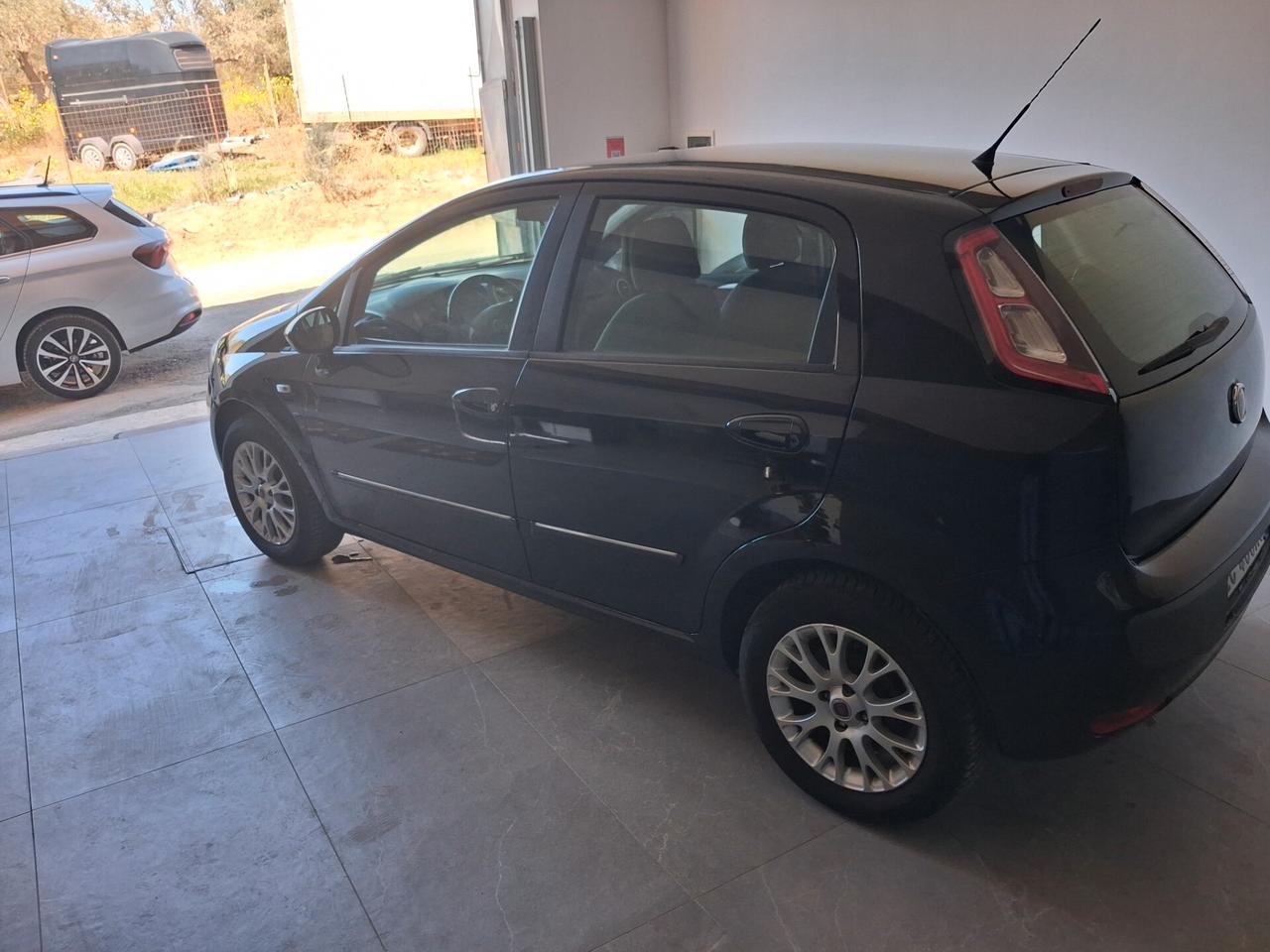 Fiat Grande Punto 1.4 5 porte dinamic