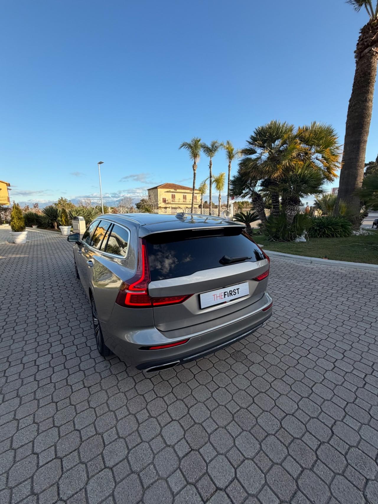 Volvo V60 D3 R-design