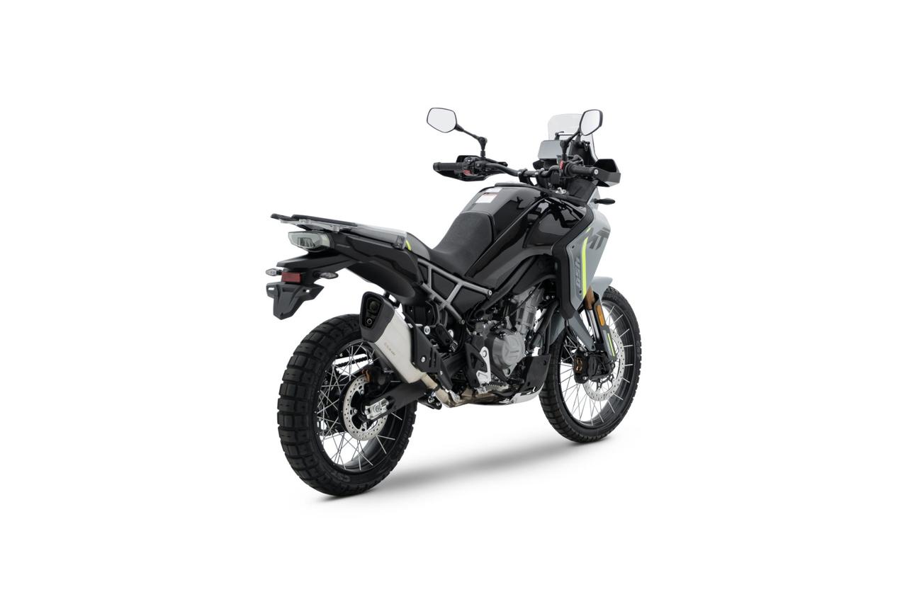 CFMOTO 450MT