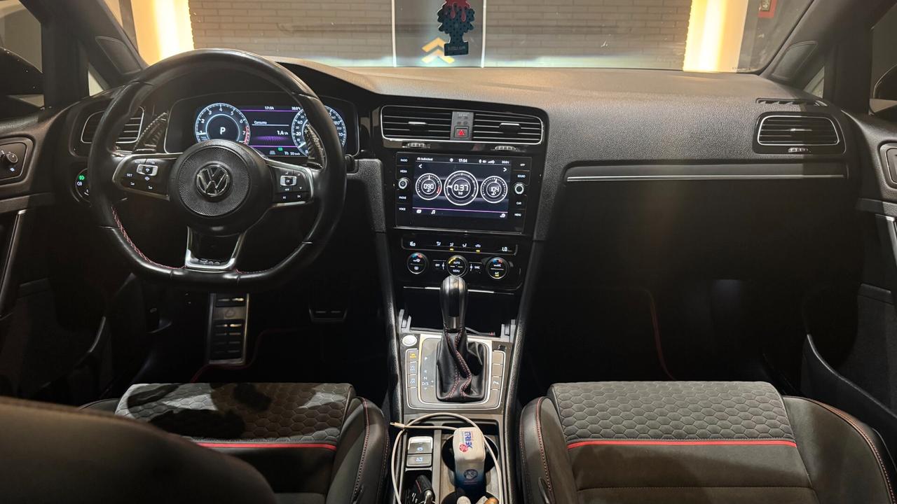 VOLKSWAGEN GOLF GTI 2.0B 245CV - 2019