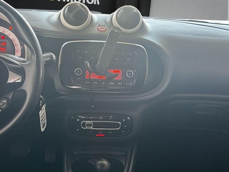 smart fortwo 70 1.0 52kW youngster twinamic