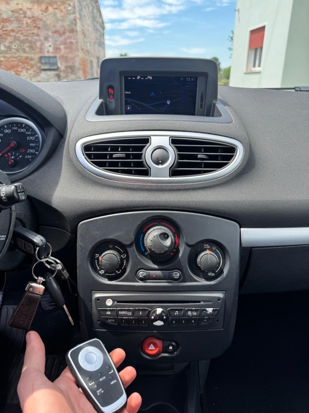 Renault Clio 1.2 16V 5 porte GPL