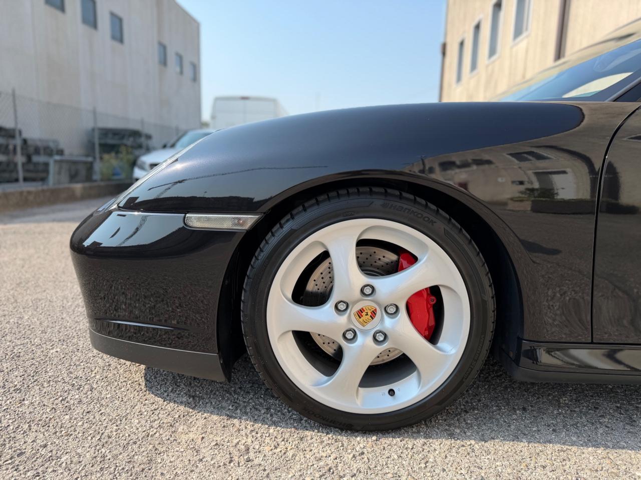Porsche 911 996 Carrera 4S Coupé