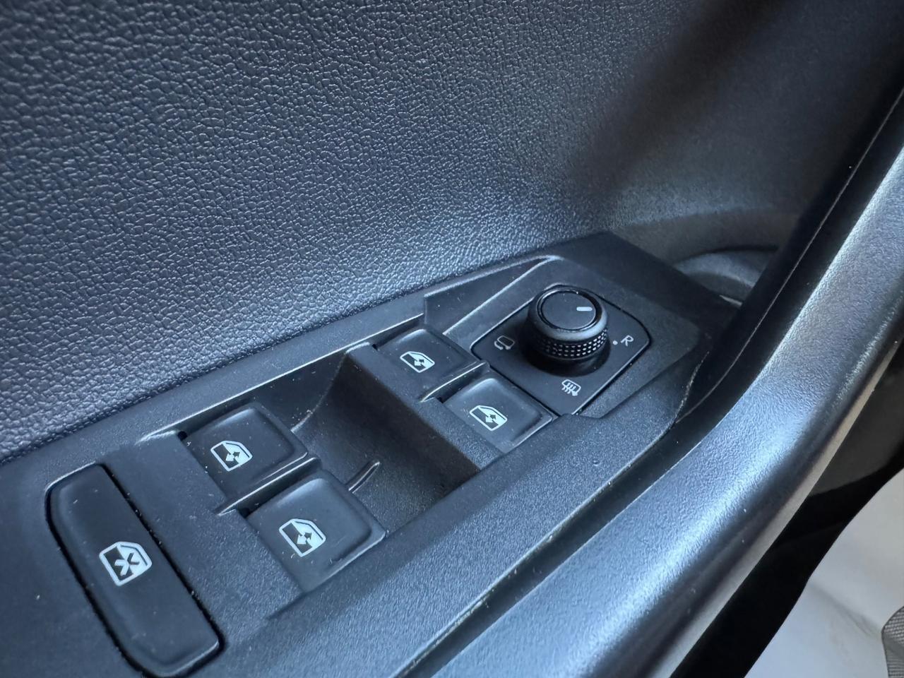 Volkswagen Polo 1.0 TGI 90Cv R-Line Sport BMT