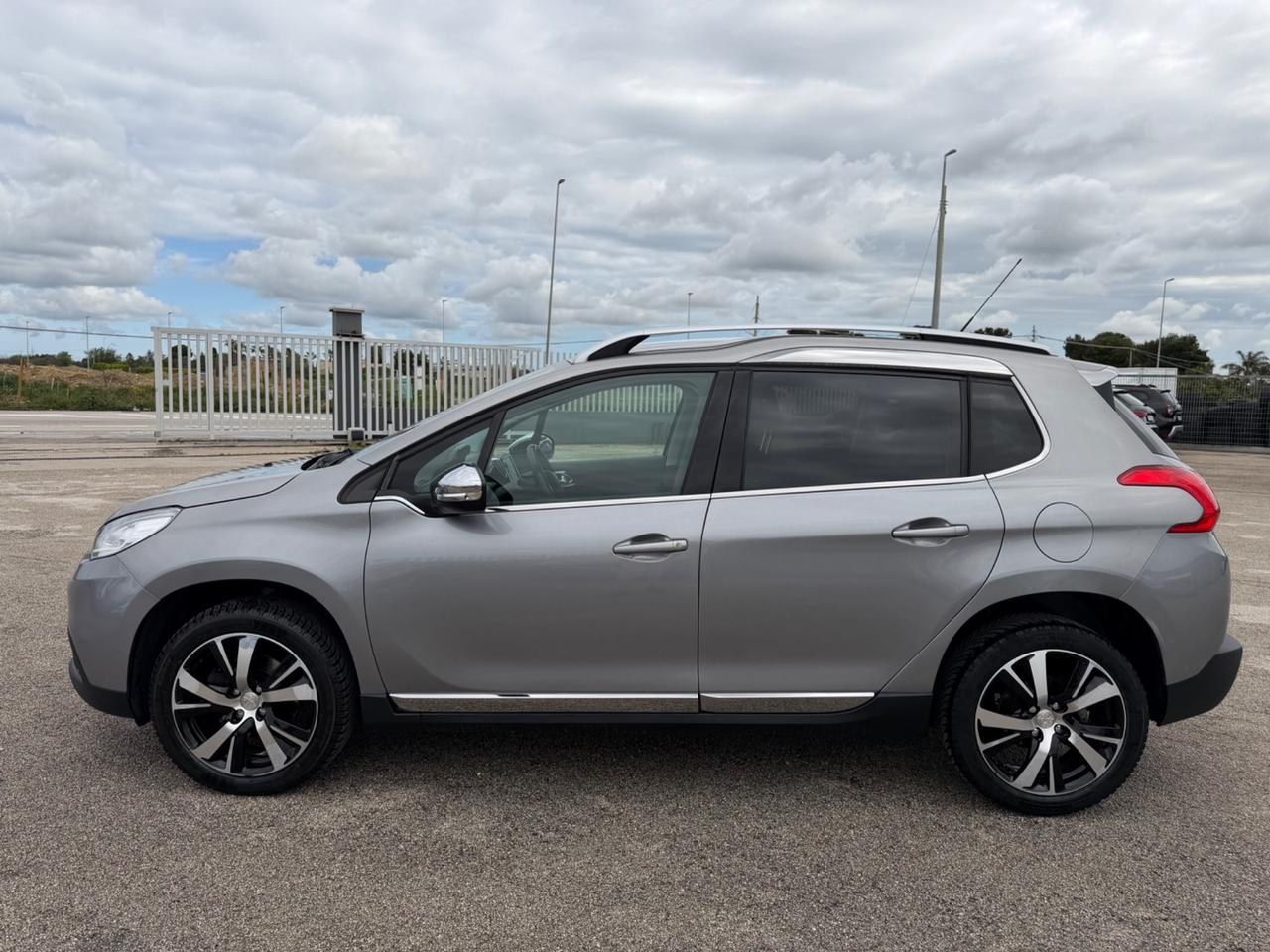 PEUGEOT 2008 1.6 HDI 120CV ALLURE FULL LED MY16
