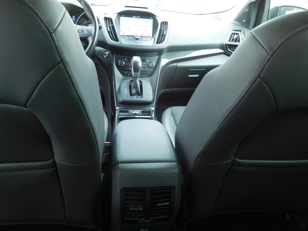 Ford Kuga 2.0 TDCI 150 CV S&S 4WD Powershift Titanium