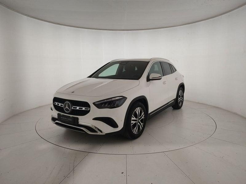 Mercedes-Benz GLA 200 d Progressive Advanced auto