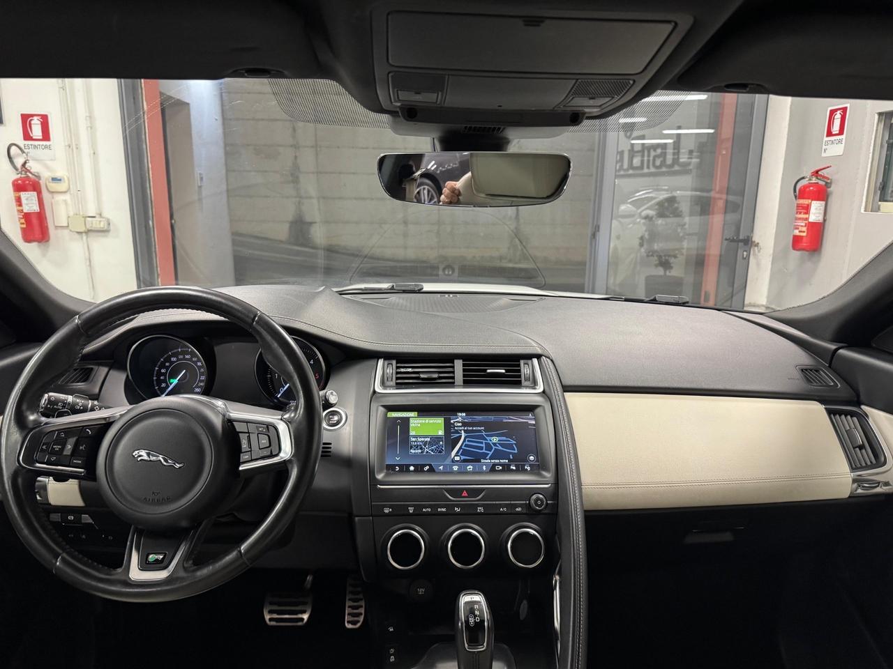 Jaguar E-Pace 2.0 D 180 CV AWD R DYNAMIC aut. Portfolio