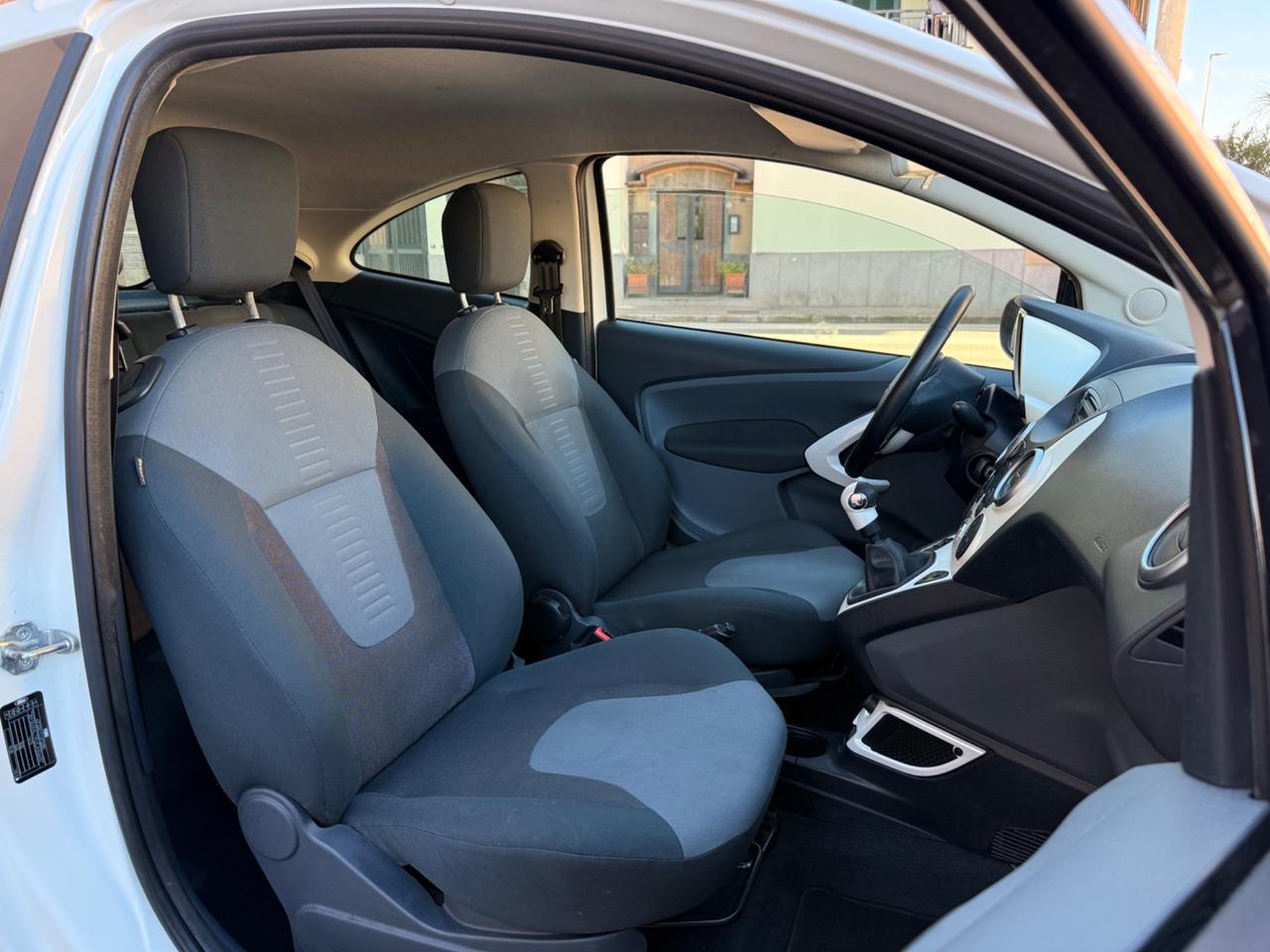 Ford Ka Restayling 1.3M.jet 75CV Titanium Immacolata